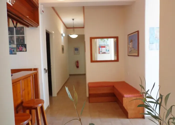 ゲストハウス The Windmill イオス島 チョーラ