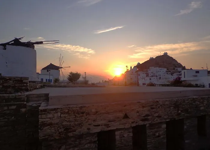 The Windmill Chora (Ios)